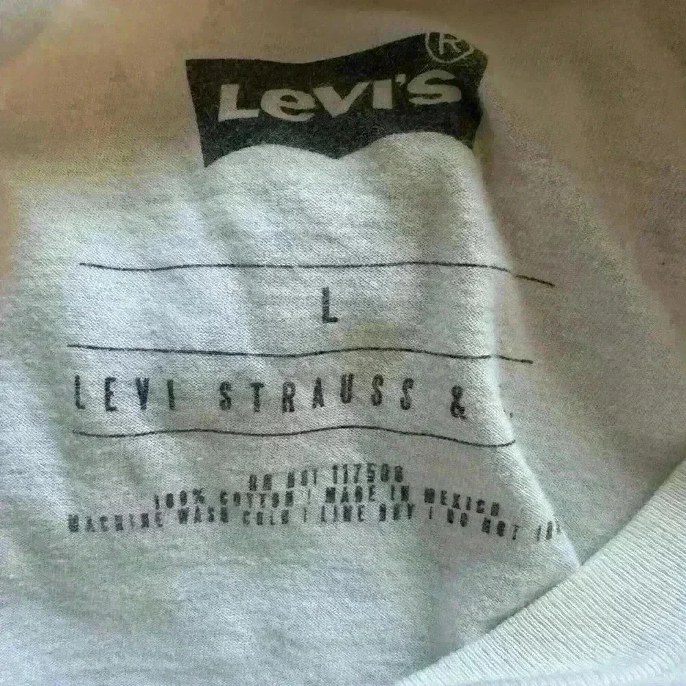 Levi's Short Sleeve‎ Shirt Large